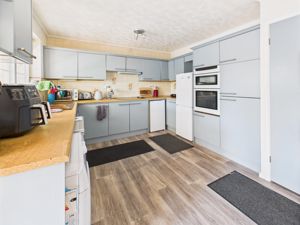 Kitchen- click for photo gallery